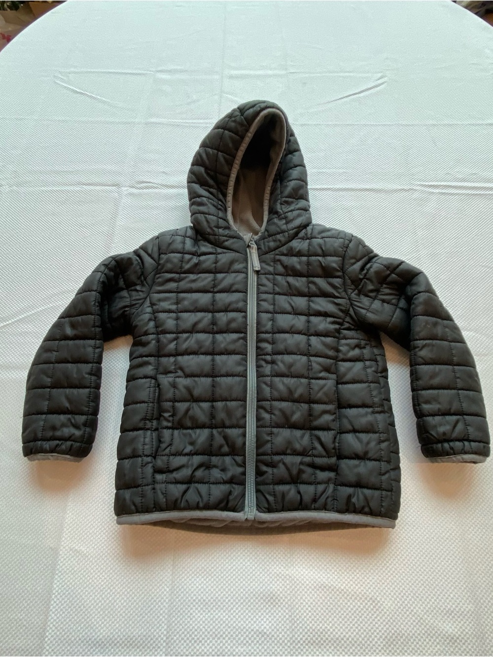Cat & Jack Quilted Hooded Puffer Jacket in black 4T